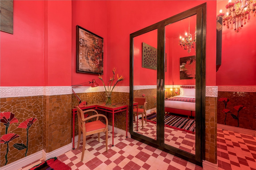 RIAD KARMELA PRINCESSE 22/62
