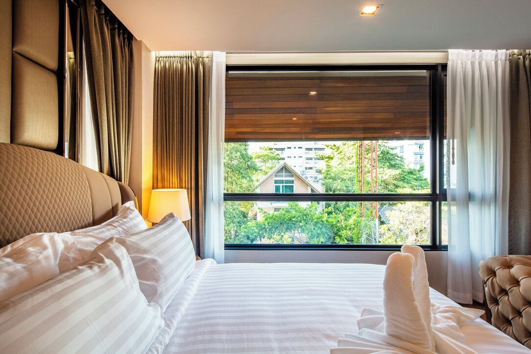 Standard, King Bed