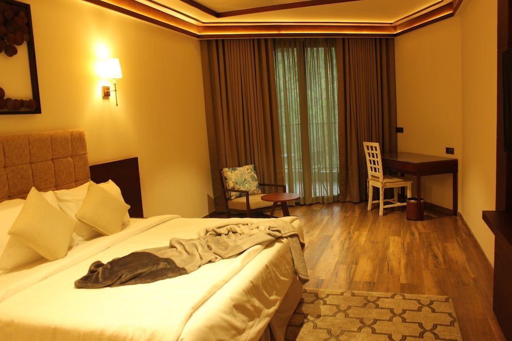 Niraamaya Retreats Samroha, Atthirappilly 16/62