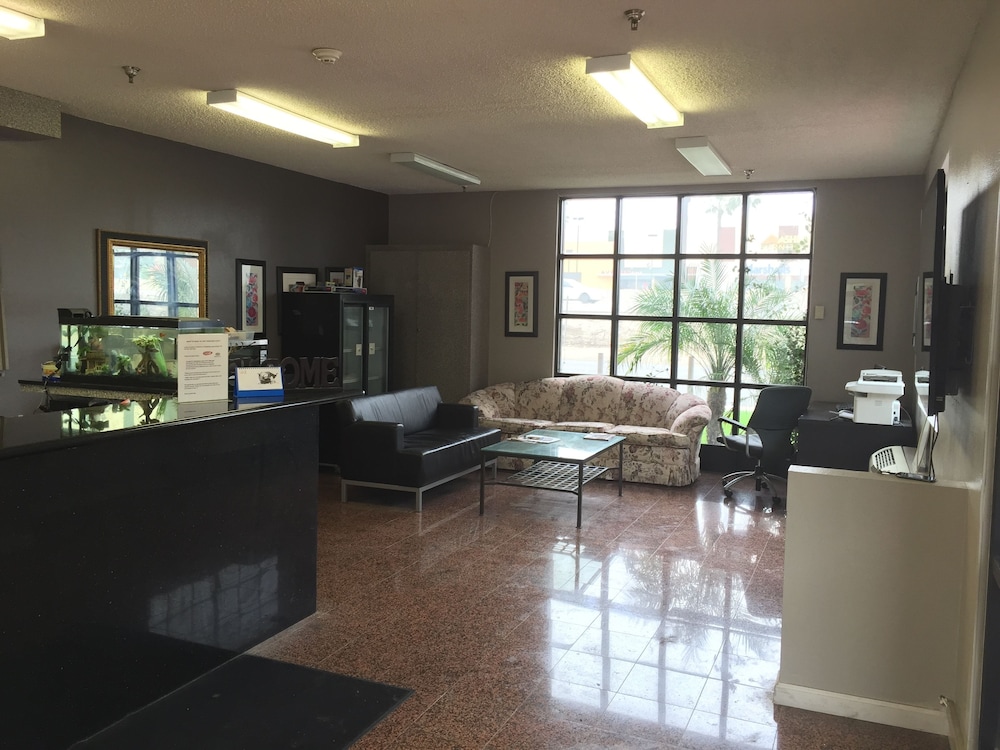 Five Star Inn West Covina 25/42