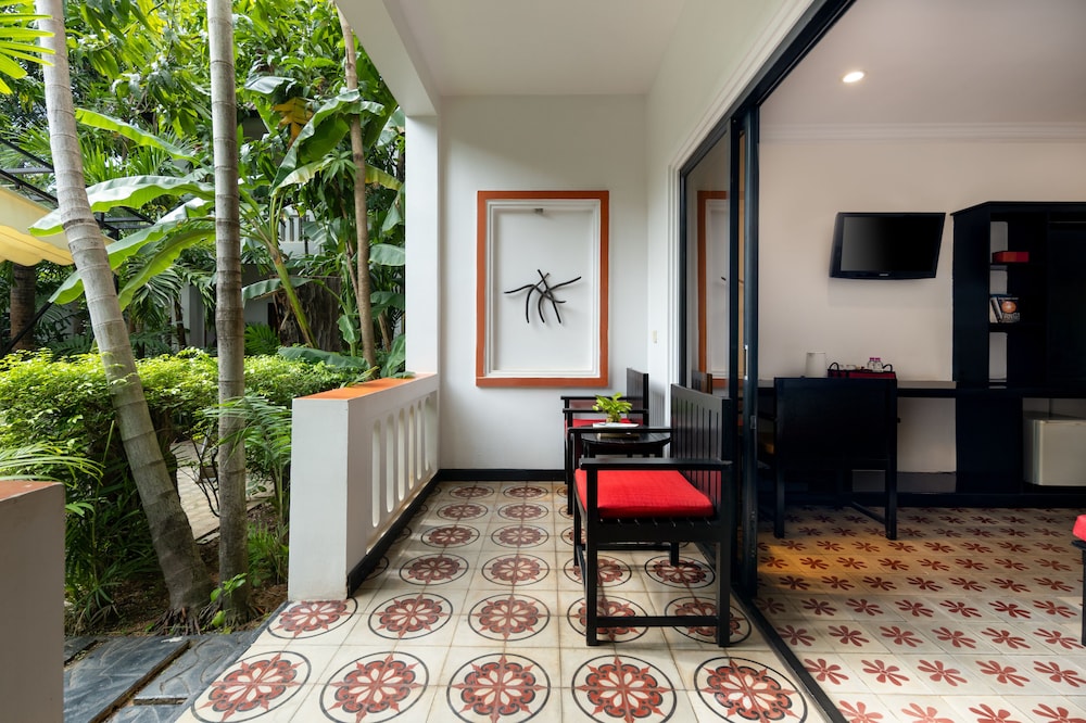 La Residence WatBo Hotel 46/64