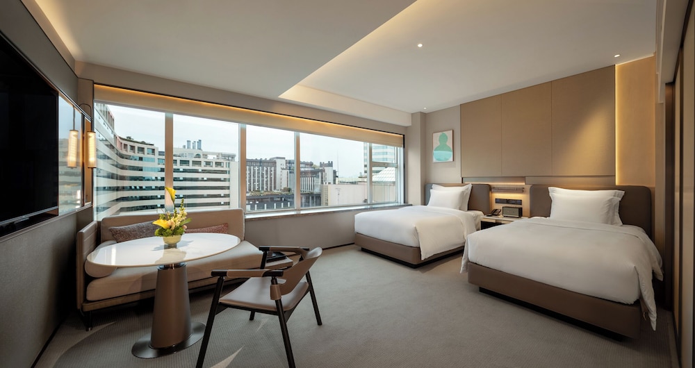 Deluxe, 2 Double Beds