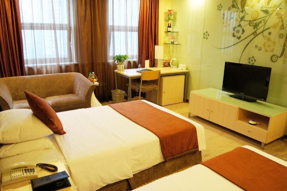 Milky Way Hotel Chongqing 17/56