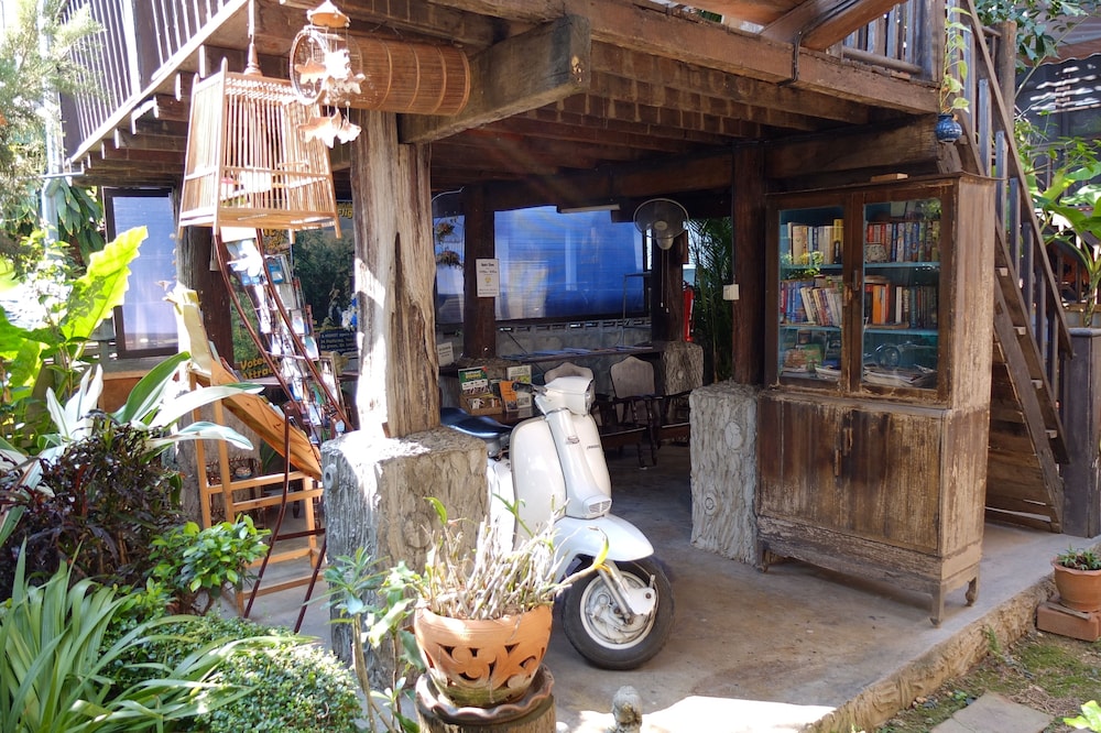 SAITHONG GUESTHOUSE 8/19