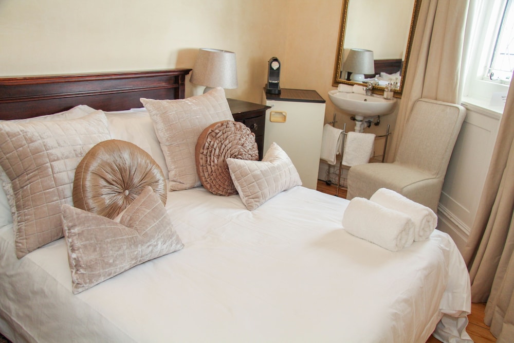 Ashby Manor Guest House 20/50