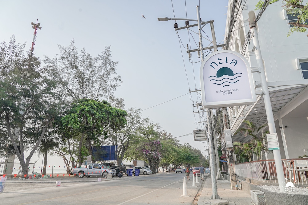 Talay Hotel & Villa 39/50