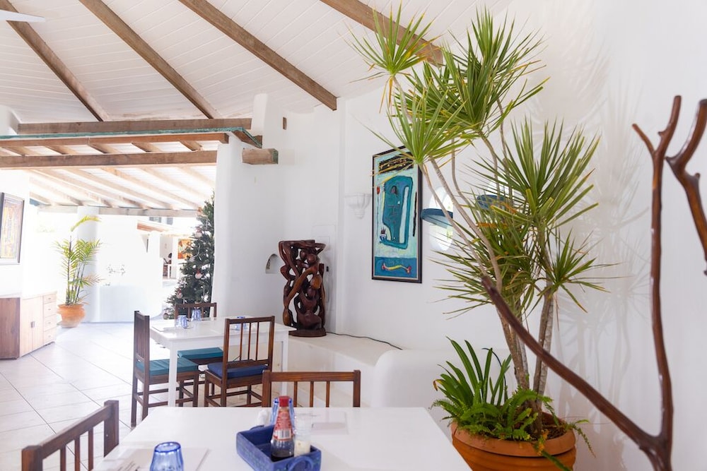 OceanBlue Resort 4/50