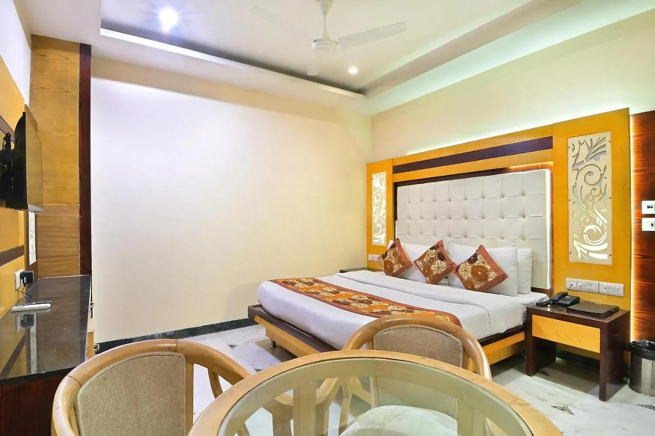 Hari Piorko Inn - Just A Min Away From New Delhi Railway Station 11/32