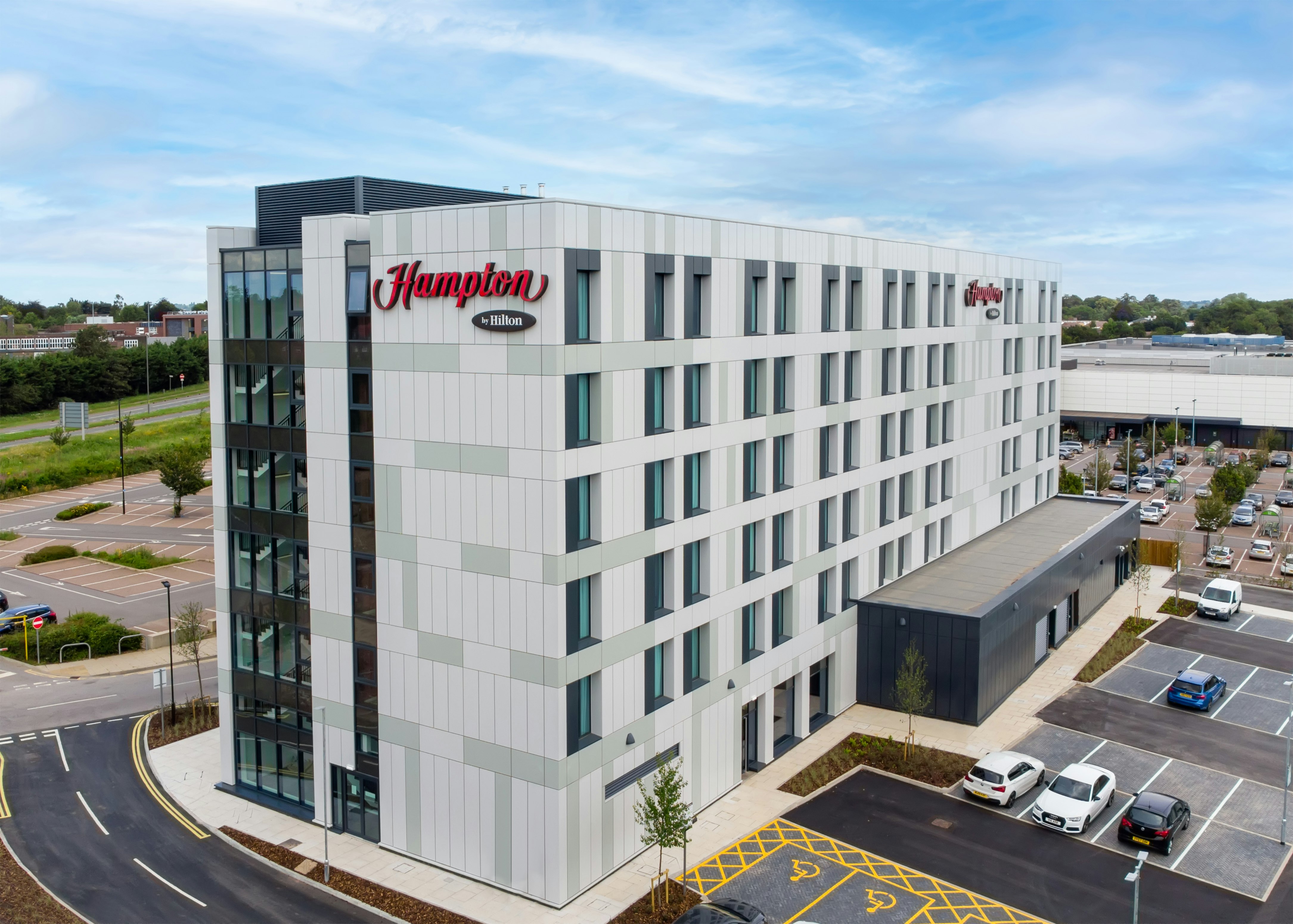 Hampton by Hilton High Wycombe 3/22