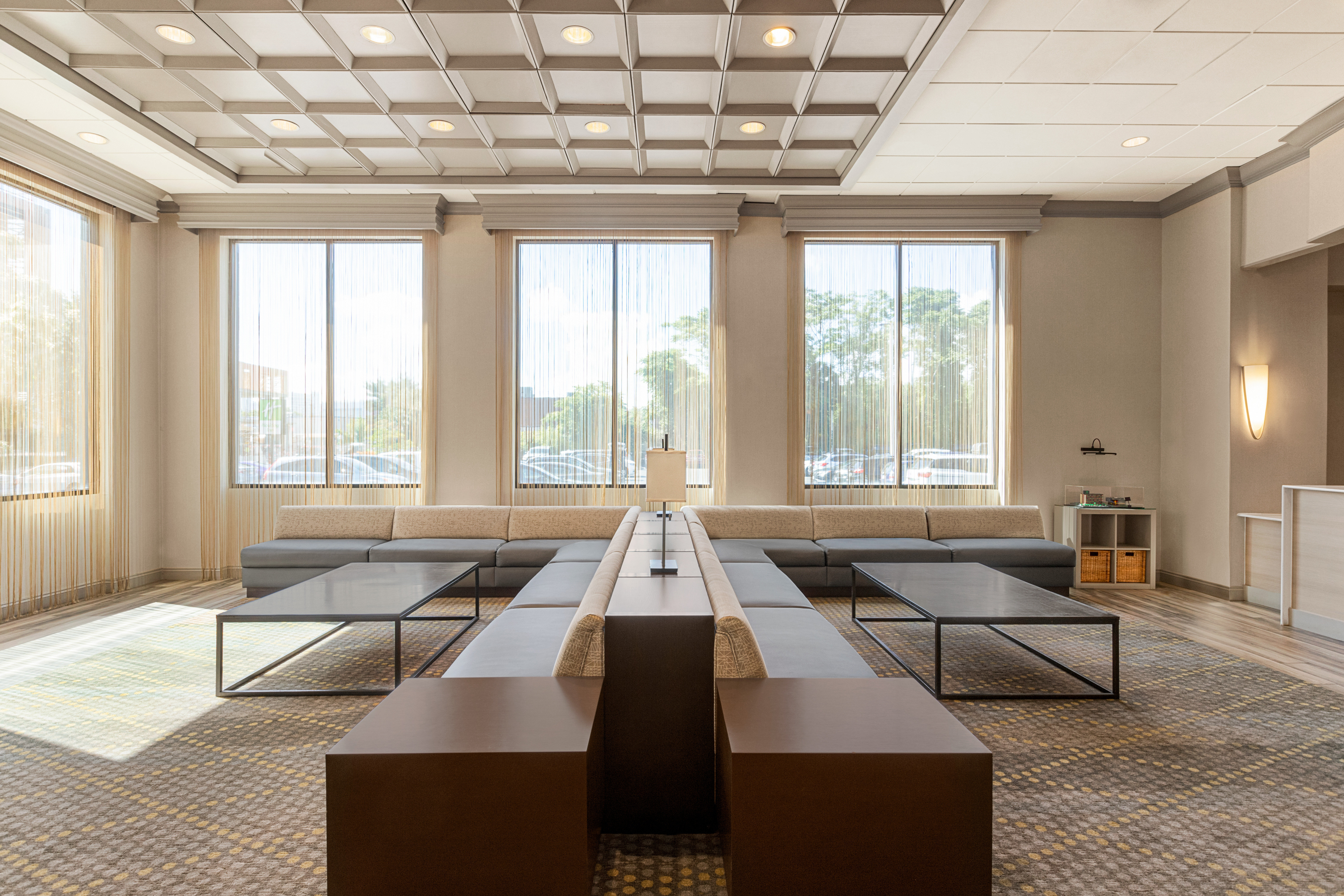 HOLIDAY INN BOSTON BUNKER HILL AREA 41/67