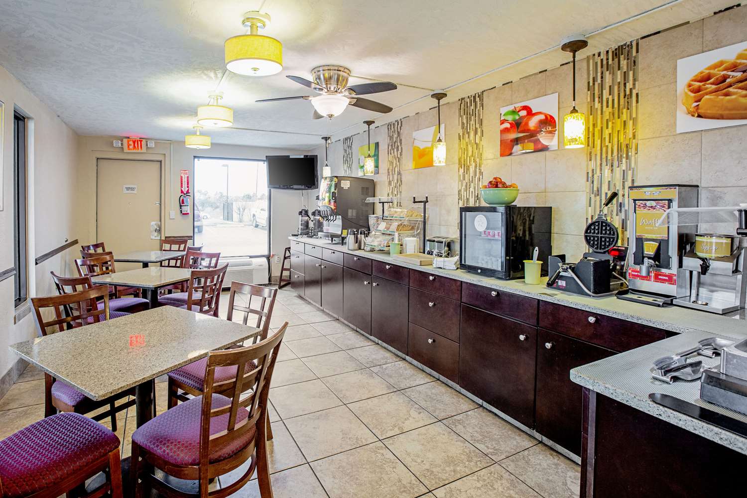 Quality Inn & Suites Live Oak I-10 Exit 283 12/14