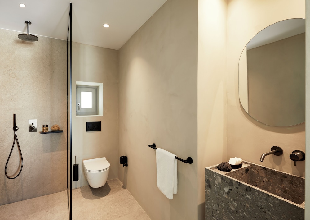 PAROCKS Luxury Hotel and Spa 56/57