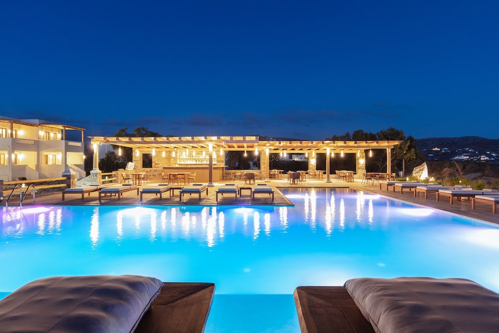 Ammothines Cycladic Suites 4/59