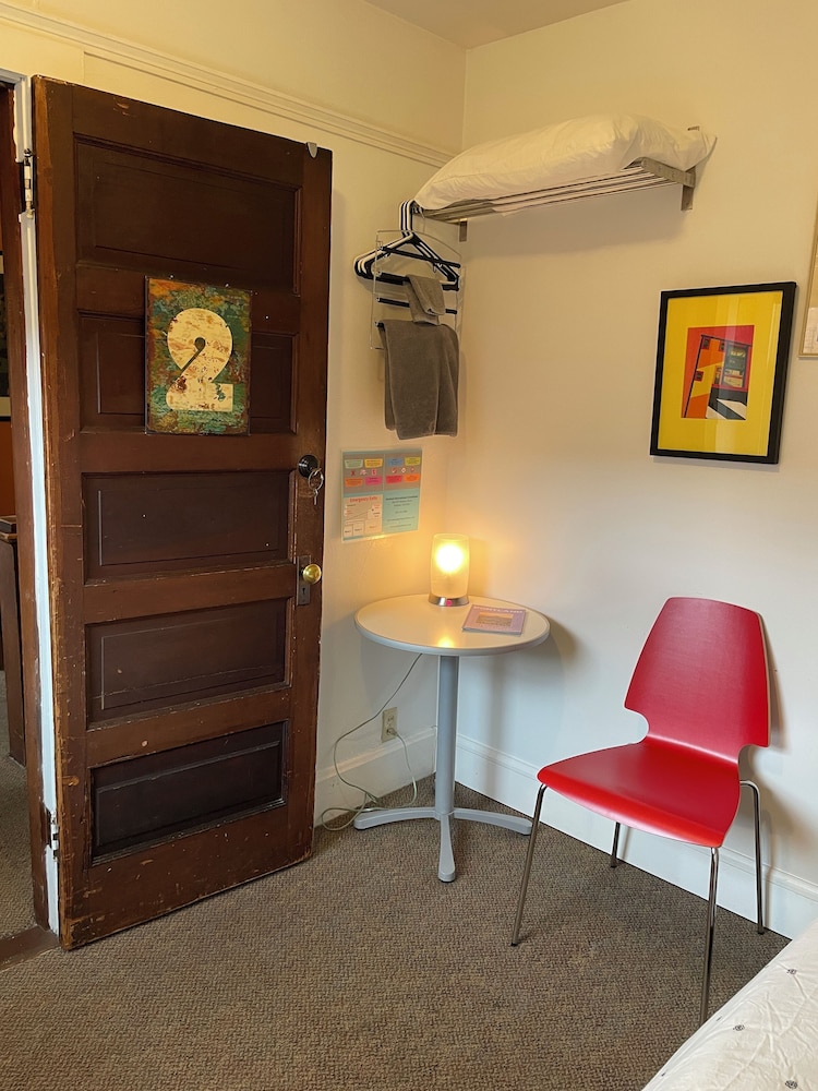 Portland International Guesthouse 31/50