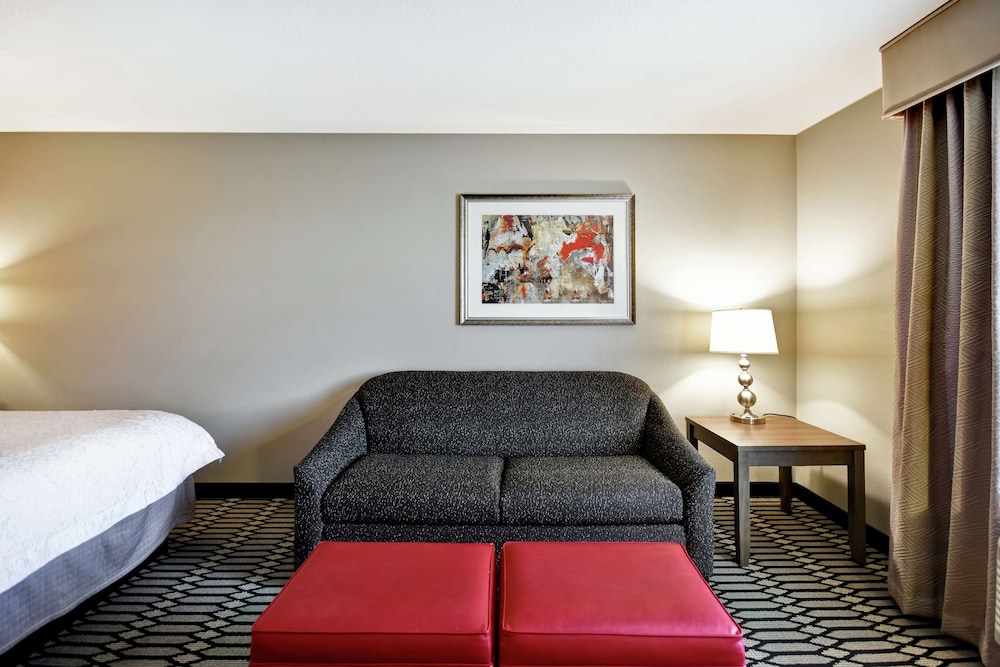 Hampton Inn Middletown OH 33/48
