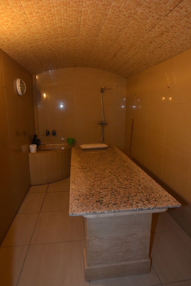 Hotel Rabat 36/67