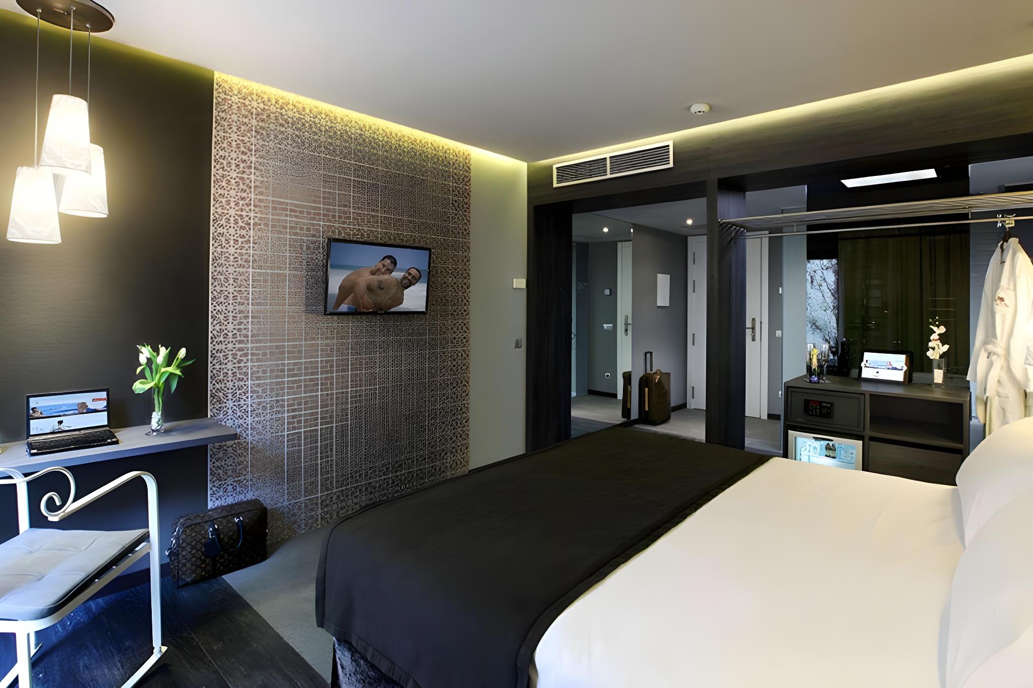 City, King Bed, Ground Floor