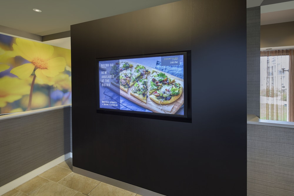 Courtyard by Marriott Southfield 22/54