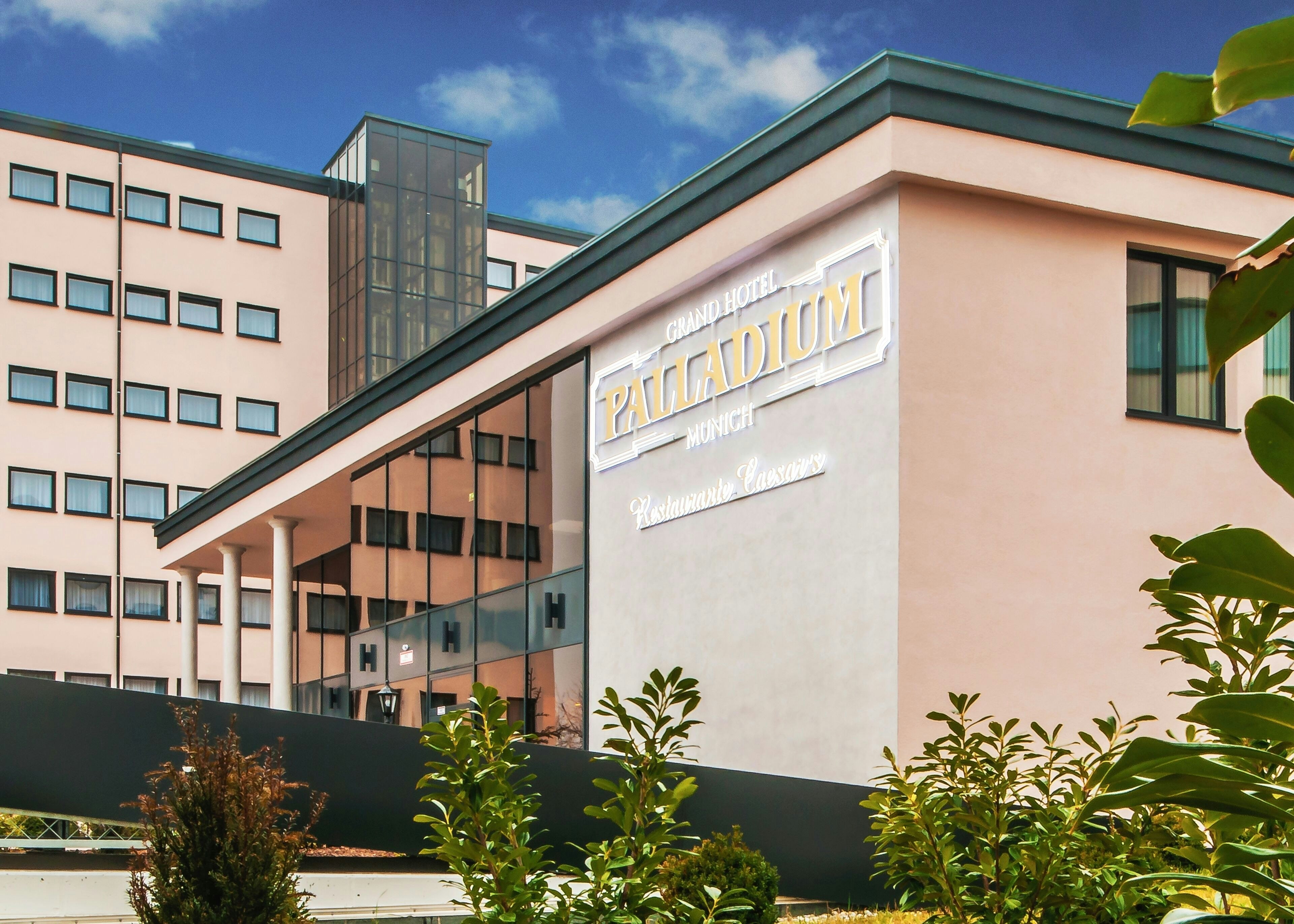 Grand Hotel Palladium Munich 1/51