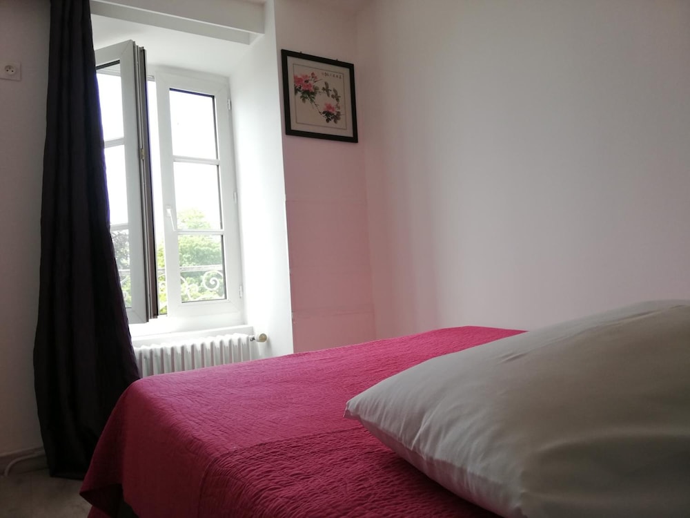 HOTEL BELLE FONTAINEBLEAU 16/56