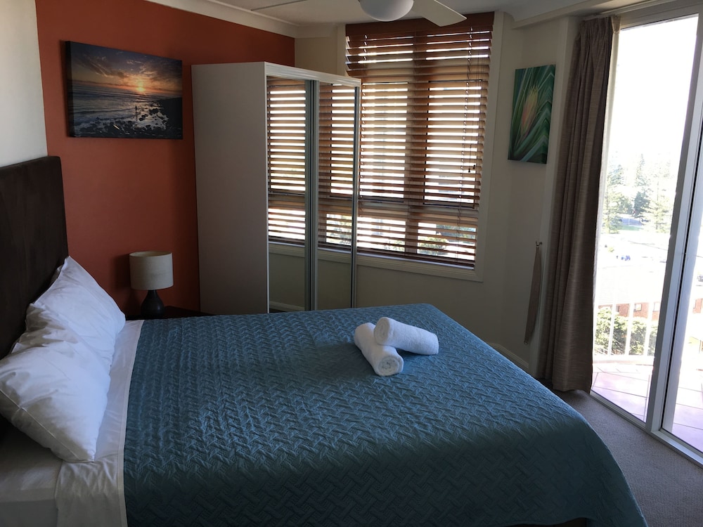 Bel Air on Broadbeach 11/50