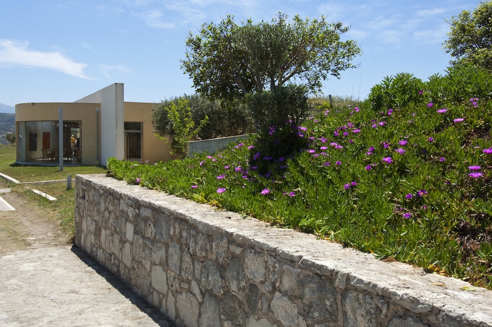 Scalani Hills Residences 27/34