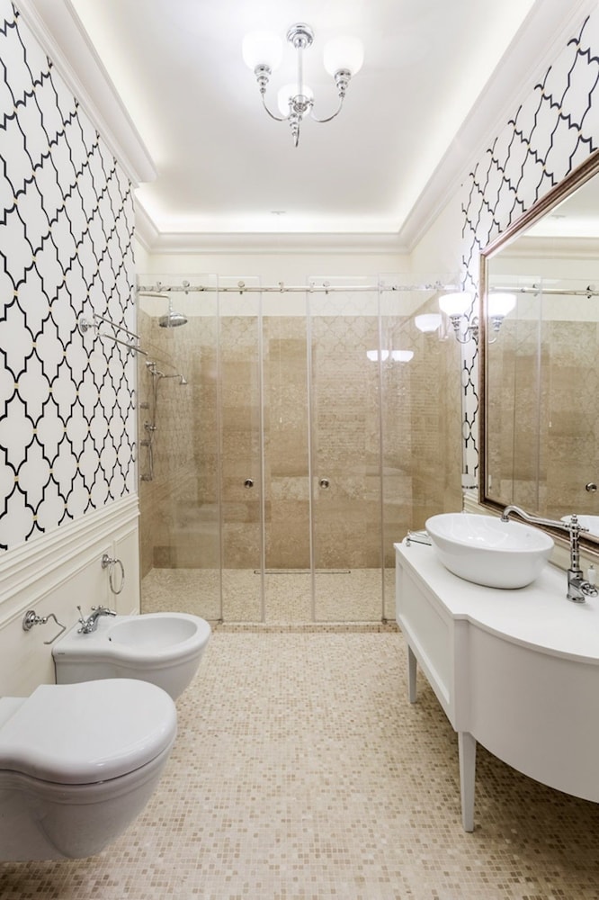 Suter Palace Boutique Hotel 68/69