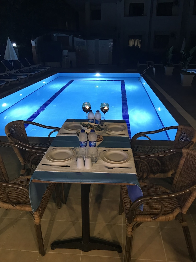 MINTA APART HOTEL 26/57
