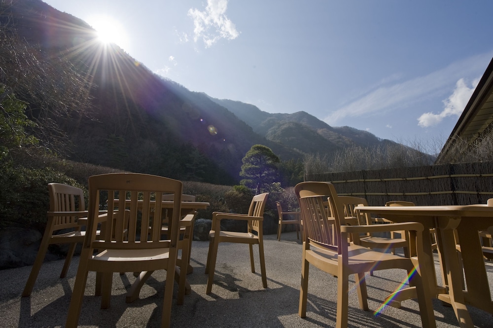Nishiyama Onsen Keiunkan 36/40