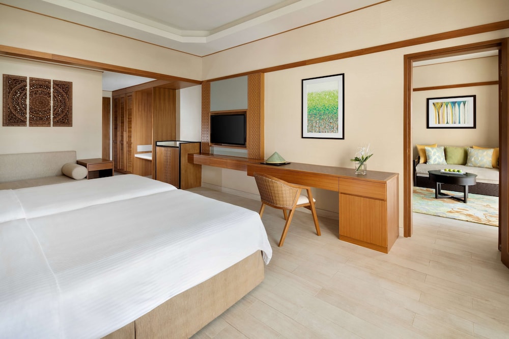 Shangri-La Rasa Sayang, Penang 11/69