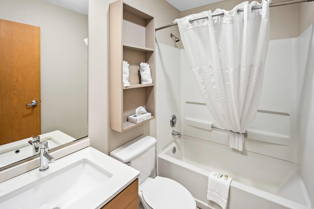 Microtel Inn Greensboro 50/54