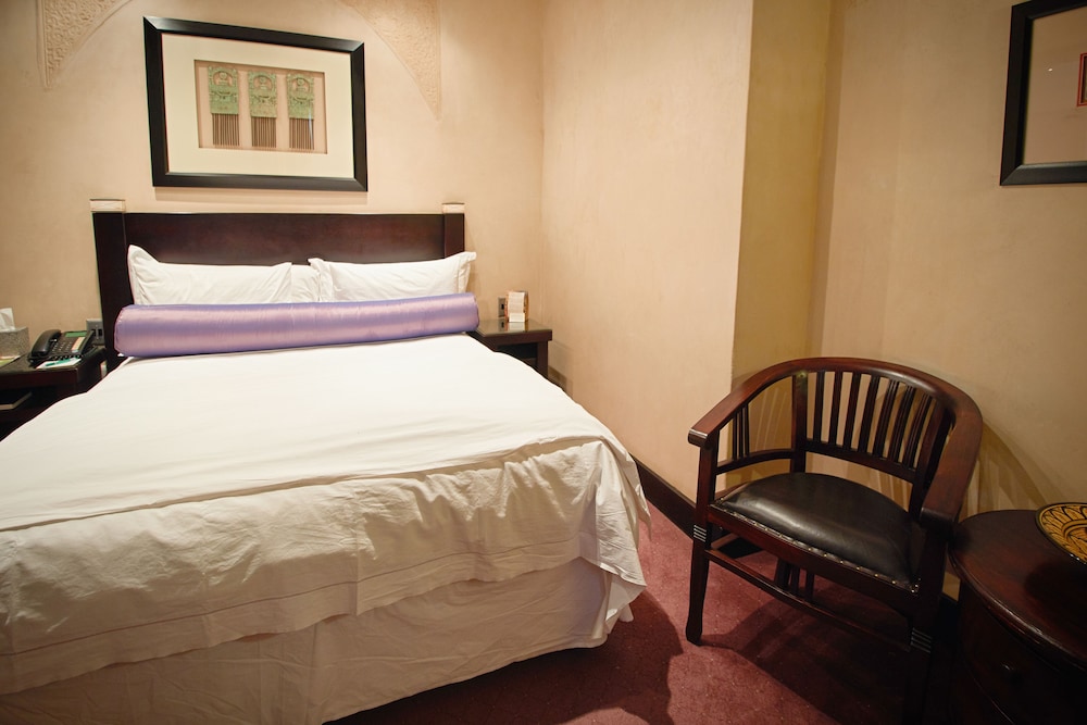 The Royal Elephant Hotel Conference Centre 14/50