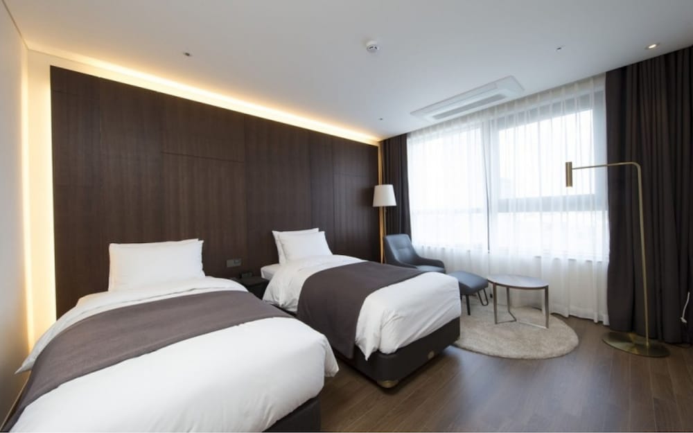 Ramada By Wyndham Daejeon 22/51
