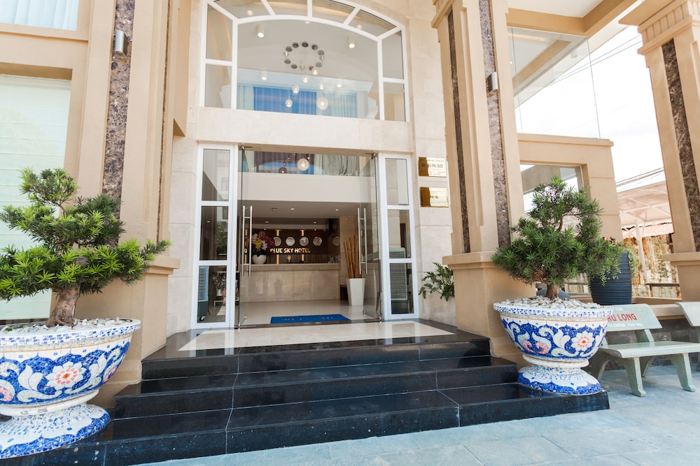 Blue Sky Phu Quoc Hotel 12/59
