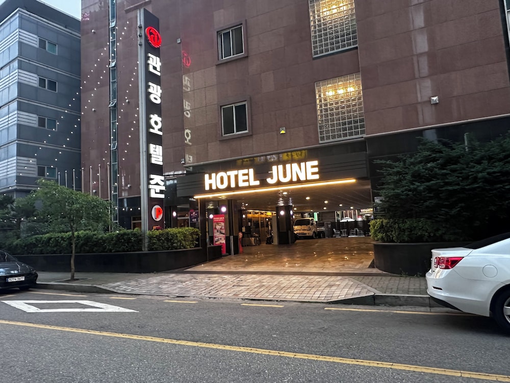 Incheon Airport Hotel June 46/50