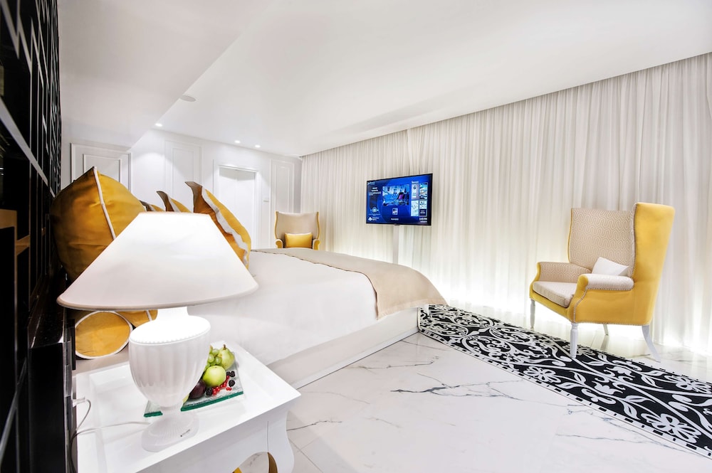 Radisson Blu Hotel Bucharest 15/75