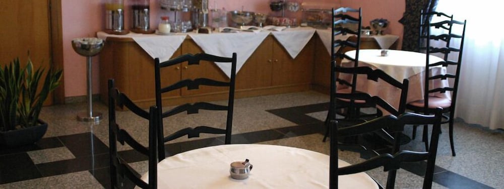 Hotel Atleti 41/50