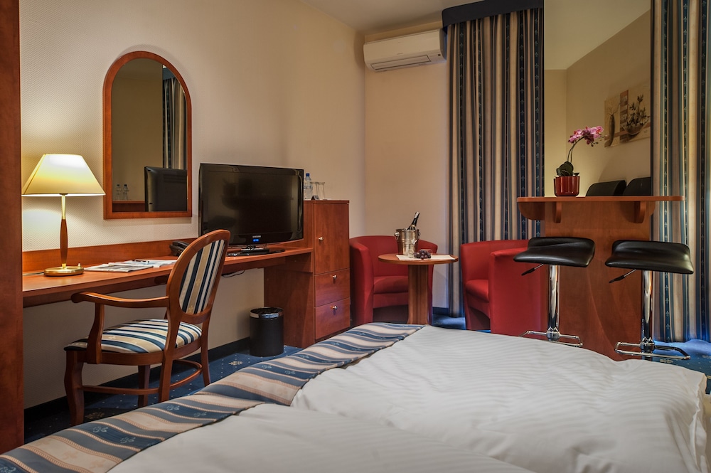 Hotel Gwarna 46/50
