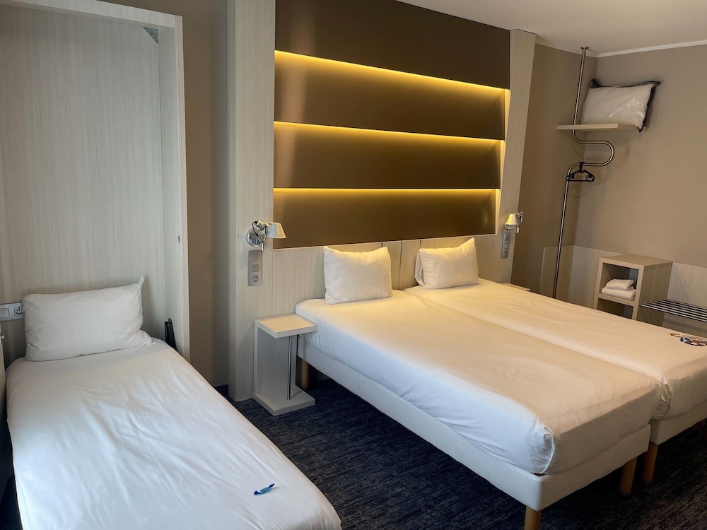 IBIS STYLES NIVELLES 22/73