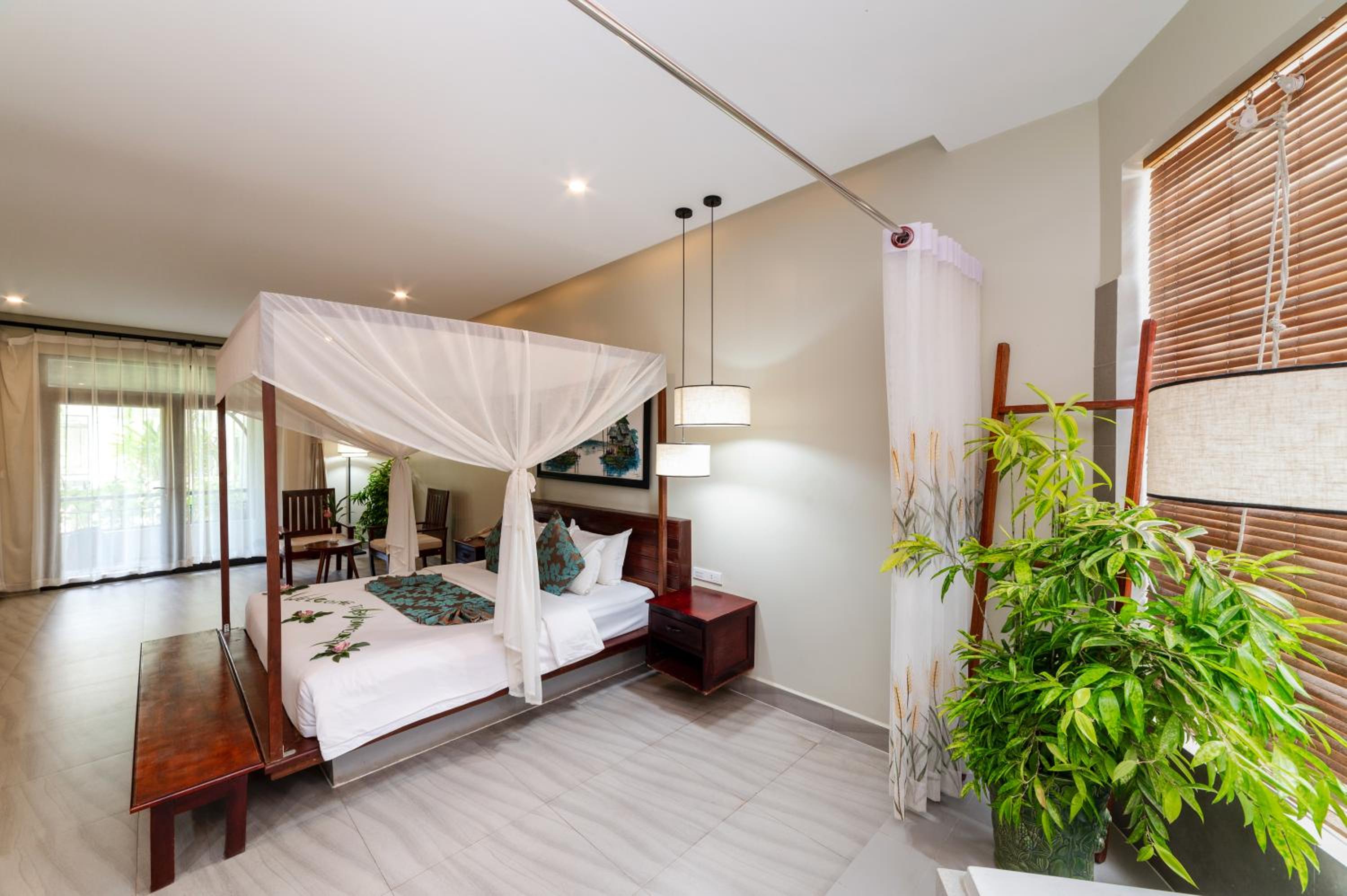 Premier, Deluxe, Double Bed, Bayon Modern Residence 4/10