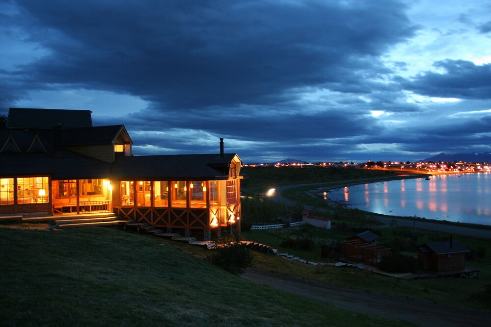 Weskar Patagonia Lodge 2/44