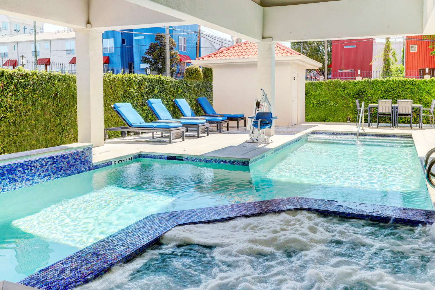 Best Western Plus Downtown Inn & Suites 8/19