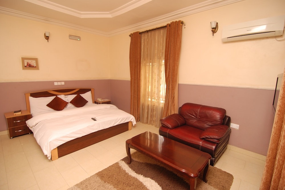 Falak Grand Hotel 14/45