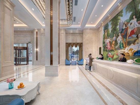 Vienna International Hotel (Chengdu Exhibition Center Zhonghe Metro Station) 3/37