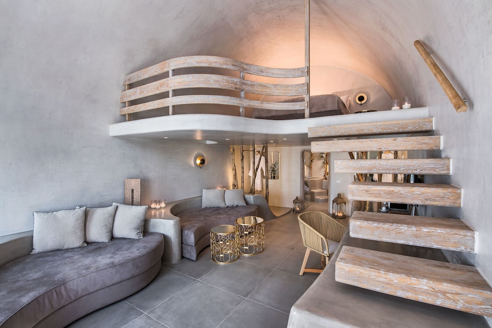 Athina Luxury Suites 50/62