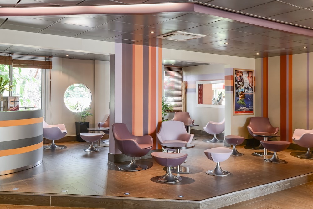 The Originals Le Relais D Aubagne 43/58