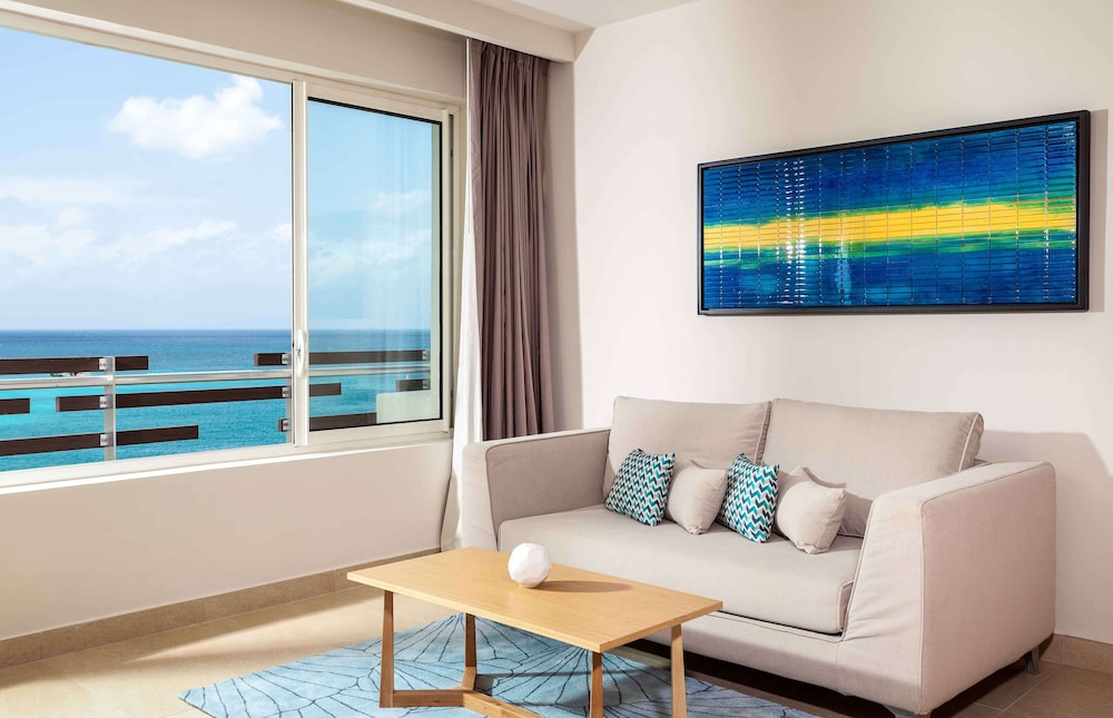 Sonesta Ocean Point Resort - Adults Only 33/50