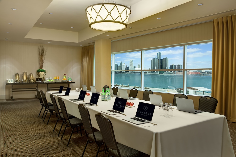 Caesars Windsor- A Caesars Rewards Destination 36/47