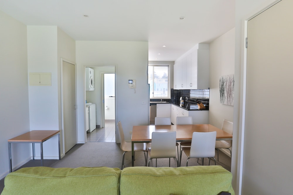 Lady Bay Resort 16/36