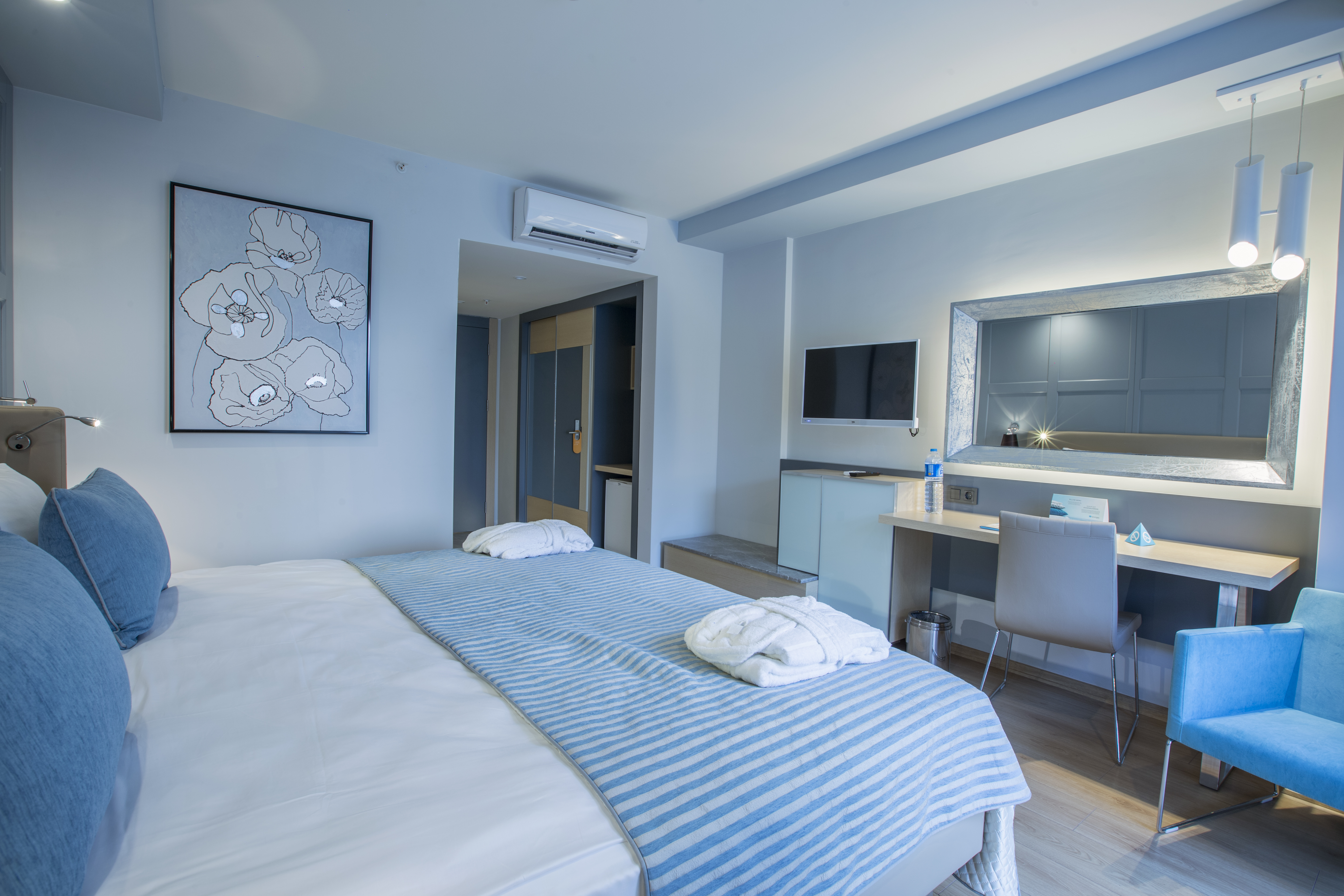 LANDVIEW STANDARD ROOM